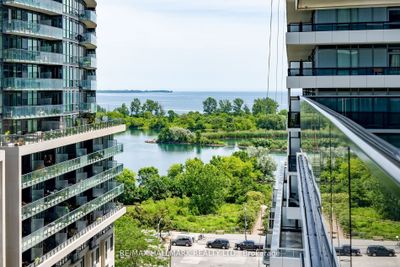 803 - 70 Annie Craig Dr, Condo with 1 bedrooms, 2 bathrooms and 1 parking in Etobicoke ON | Image 1