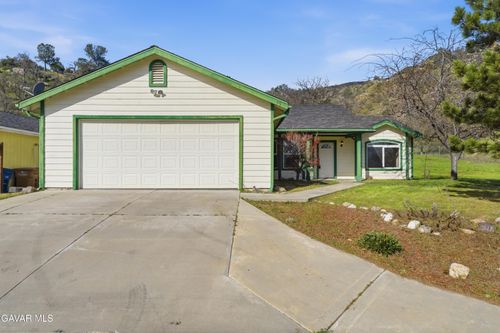 spc-39-21276 White Pine Dr, Tehachapi, CA, 93561-9524 | Card Image