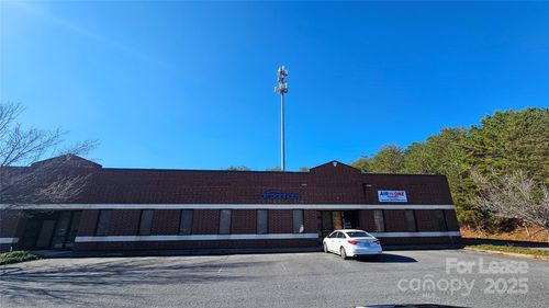 1252 26th St Se, Hickory, NC, 28602-7317 | Card Image