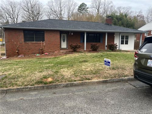1114 Shamrock Rd, Asheboro, NC, 27203-6945 | Card Image