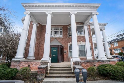 134 Broadway, Bangor, PA, 18013-2506 | Card Image