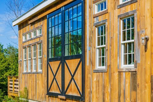 580 Cross Rd, South Londonderry, VT, 05155-9101 | Card Image