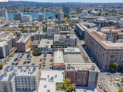 1422 Harrison St, Oakland, CA, 94612-3903 | Card Image
