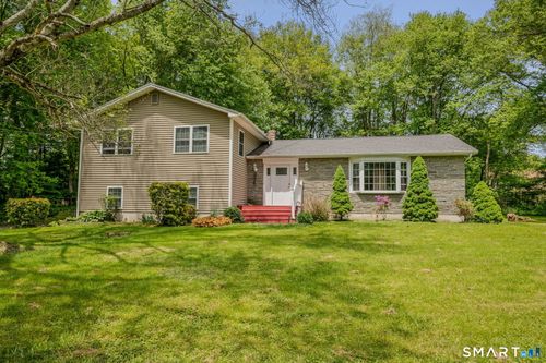 28 Adams Dr, Norwich, CT, 06360-1649 | Card Image