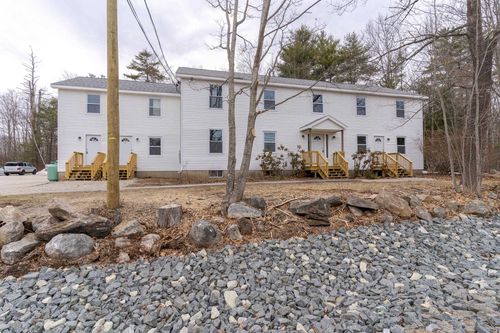 60 Charles St, Farmington, NH, 03835-3141 | Card Image