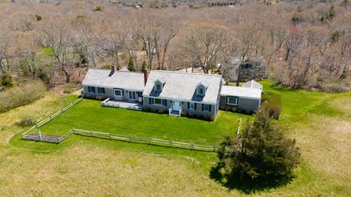 23 Beetle Swamp Rd, Edgartown, MA, 02539-7503 | Card Image