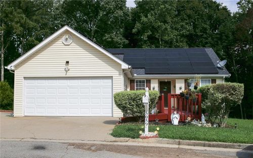 5059 Lancashire Ct, Flowery Branch, GA, 30542-6433 | Card Image