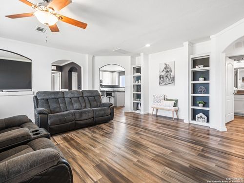 5055 W Fm 476, Poteet, TX, 78065-3540 | Card Image