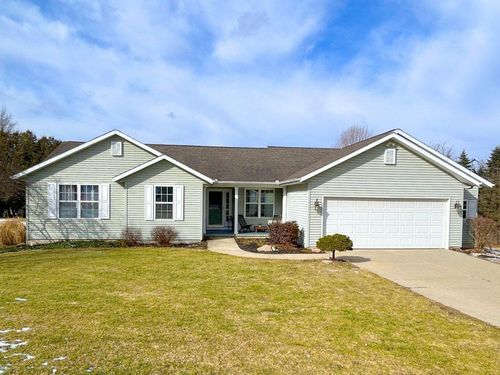 3025 Valley Vw Ne, Rockford, MI, 49341-9121 | Card Image