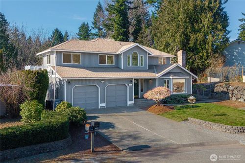 14609 142nd Ave Se, Renton, WA, 98059-5523 | Card Image