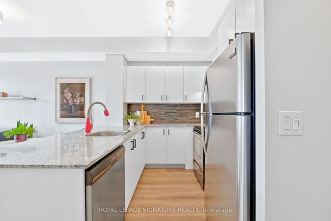 804 - 1 Cole St, Condo with 2 bedrooms, 1 bathrooms and 1 parking in Toronto ON | Image 10