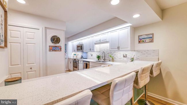 APT-1203 - 4800 Harbor Beach Blvd, Condo with 2 bedrooms, 2 bathrooms and null parking in Brigantine NJ | Image 8