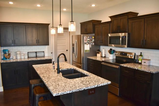 Dining/Kitchen | Image 8