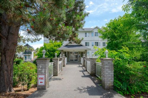 301-24 Prideaux St, Nanaimo, BC, V9R2M4 | Card Image