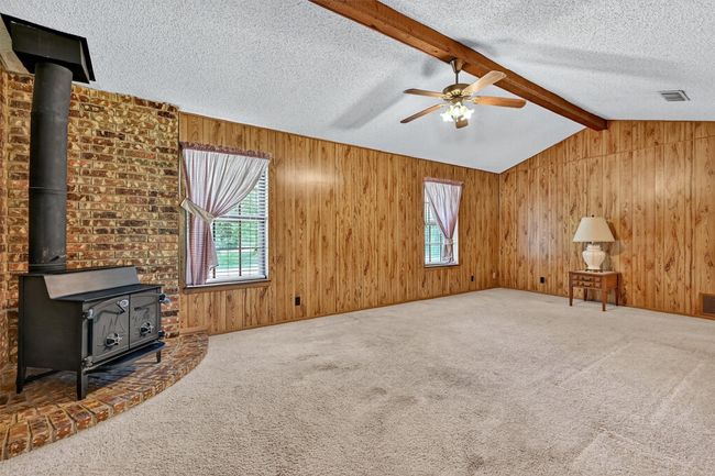 637 Snap Rd, House other with 2 bedrooms, 2 bathrooms and null parking in Sherman TX | Image 10