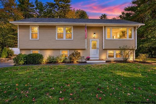 96 Meadowcrest Dr, Bedford, NH, 03110-6319 | Card Image