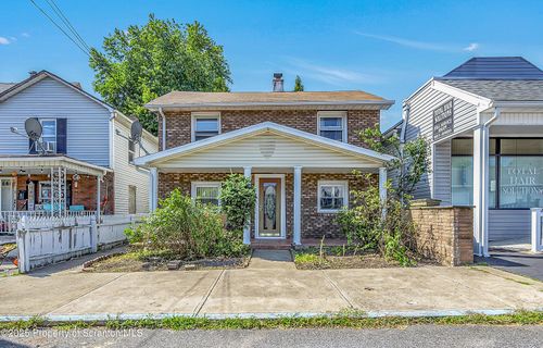 535 N Hyde Park Ave, Scranton, PA, 18504-1843 | Card Image