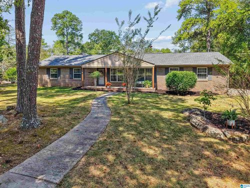 304 N Burbank Dr, HOOVER, AL, 35226-1608 | Card Image