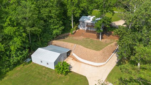 6084 S Main St, Lobelville, TN, 37097-3453 | Card Image