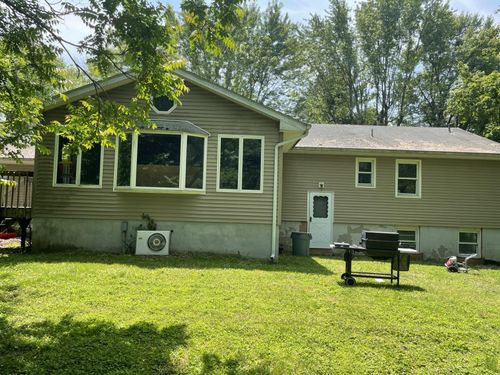 19 Saddle Ridge Dr, East Fishkill, NY, 12533-6043 | Card Image