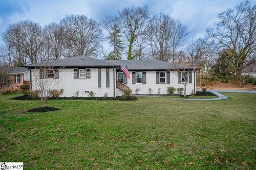 11 Confederate Cir, Taylors, SC, 29687-3958 | Card Image