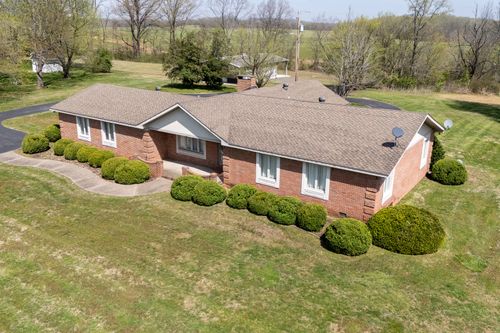 1090 Old Route 146 Loop Loop, Vienna, IL, 62995 | Card Image