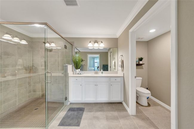 UNIT-101 - 12425 Ghiberti Cir, Condo with 3 bedrooms, 2 bathrooms and null parking in VENICE FL | Image 19