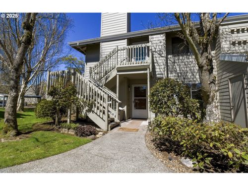 2051 Lake Isle Ter, Eugene, OR, 97401-1795 | Card Image
