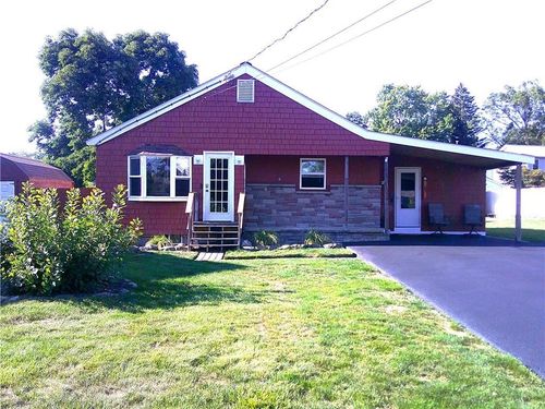 73 Woodland St, Cumberland, RI, 02864-6318 | Card Image