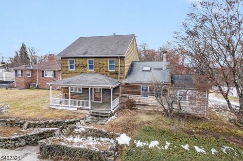 79 Fairfield Ave, West Caldwell, NJ, 07006-7633 | Card Image