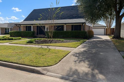 1735 Eastfield Dr, Missouri City, TX, 77459-3433 | Card Image