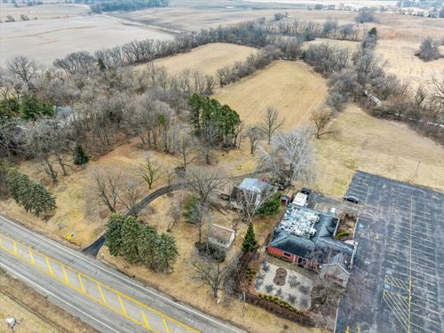 131 E Oak Knoll Dr, Hampshire, IL, 60140-9095 | Card Image