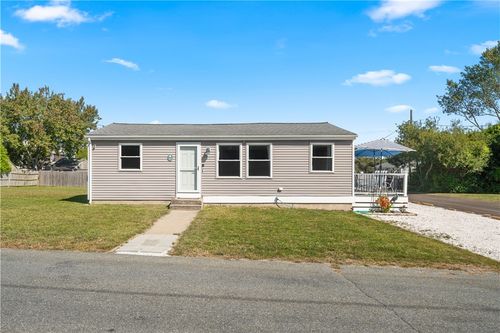 45 Durkin Dr, Narragansett, RI, 02882-5122 | Card Image