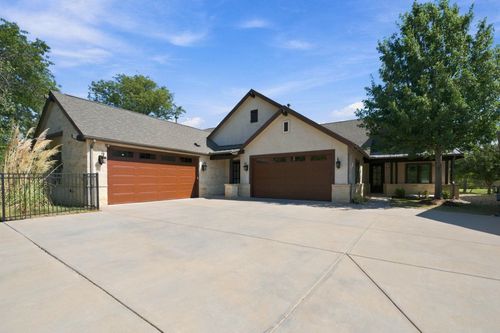 2268 N Tallgrass St, Wichita, KS, 67226-1911 | Card Image
