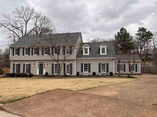 7446 Pyron Oaks Cv, Germantown, TN, 38138-2839 | Card Image