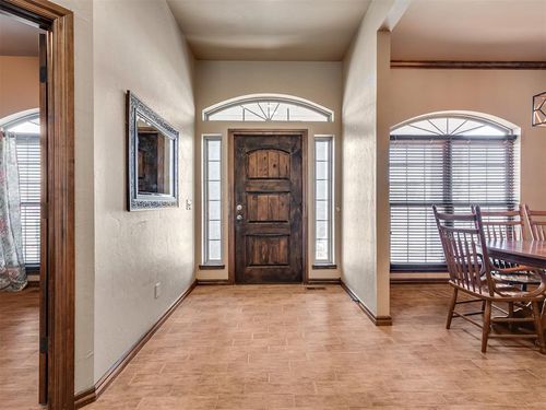 327 N Ash St, Crescent, OK, 73028-5005 | Card Image