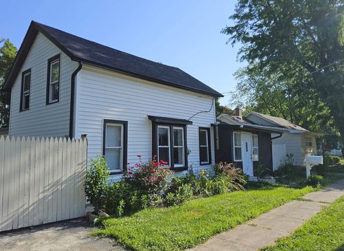 323 North St, Plano, IL, 60545-1535 | Card Image