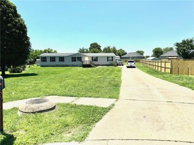 2380 John Montgomery Circle, House other with 4 bedrooms, 2 bathrooms and null parking in Pea Ridge AR | Image 2