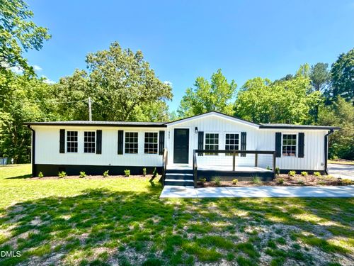 517 Sulphur Springs Rd, Warrenton, NC, 27589-9663 | Card Image