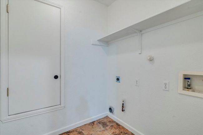 Laundry room with hookup for a gas or electric dryer | Image 29