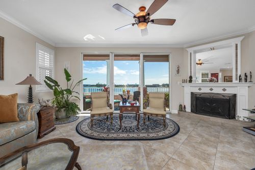 unit-d301-240 Brooks St Se, Fort Walton Beach, FL, 32548-2837 | Card Image
