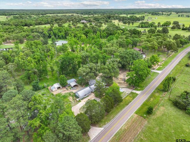 13386 Fm 858, House other with 3 bedrooms, 2 bathrooms and null parking in Ben Wheeler TX | Image 4