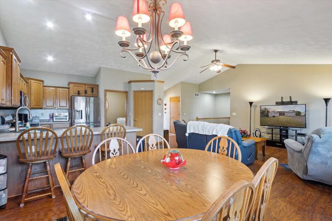 605 E Rime Street, House other with 3 bedrooms, 3 bathrooms and null parking in ORFORDVILLE WI | Image 16