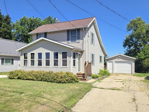 119 Waupun St, Friesland, WI, 53935-9708 | Card Image