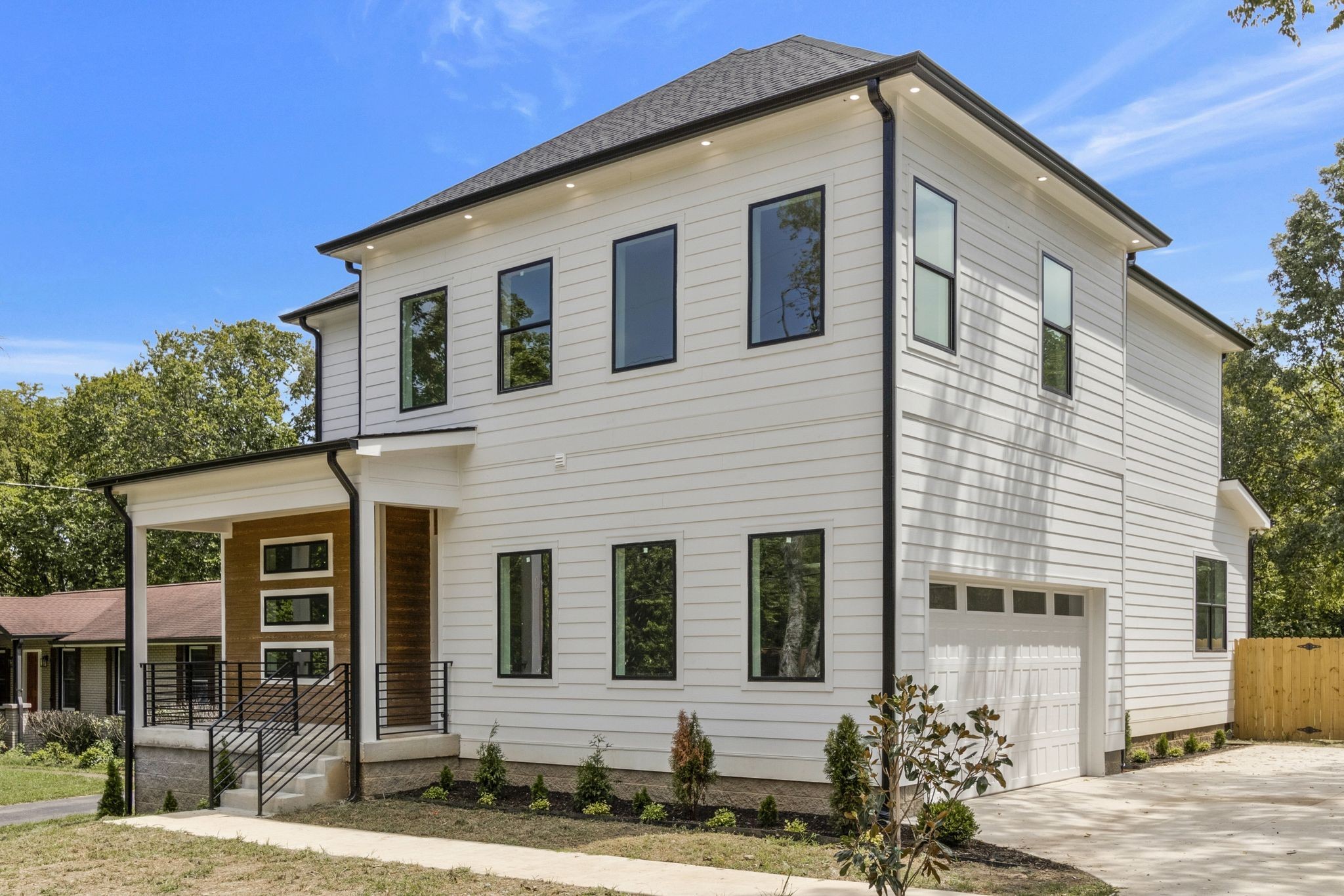 Saunders Ave, Nashville, TN 37216