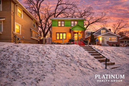 1728 Kalamazoo Ave, Grand Rapids, MI, 49507-2117 | Card Image