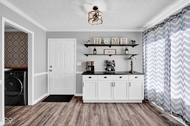 428 Mulberry Ct, House other with 3 bedrooms, 2 bathrooms and null parking in Seymour IN | Image 11