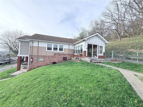 521 3rd St, Luzerne Twp, PA, 15447 | Card Image