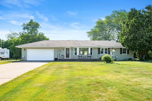 7802 Foxwood, Richland, MI, 49083-9713 | Card Image