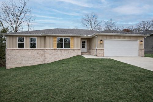 8 Eddleston Lane, Bella Vista, AR, 72715 | Card Image